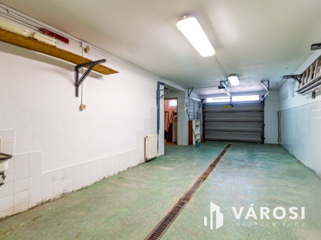 Csend, tér, kert és elegancia – kiadó lakás Bp 2.kerületében